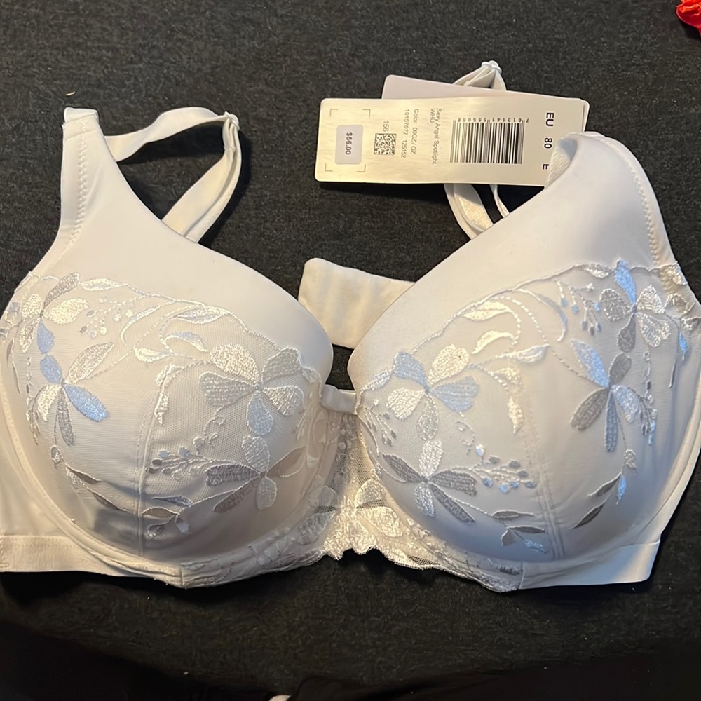 Triumph Bra, white, size 36 DD